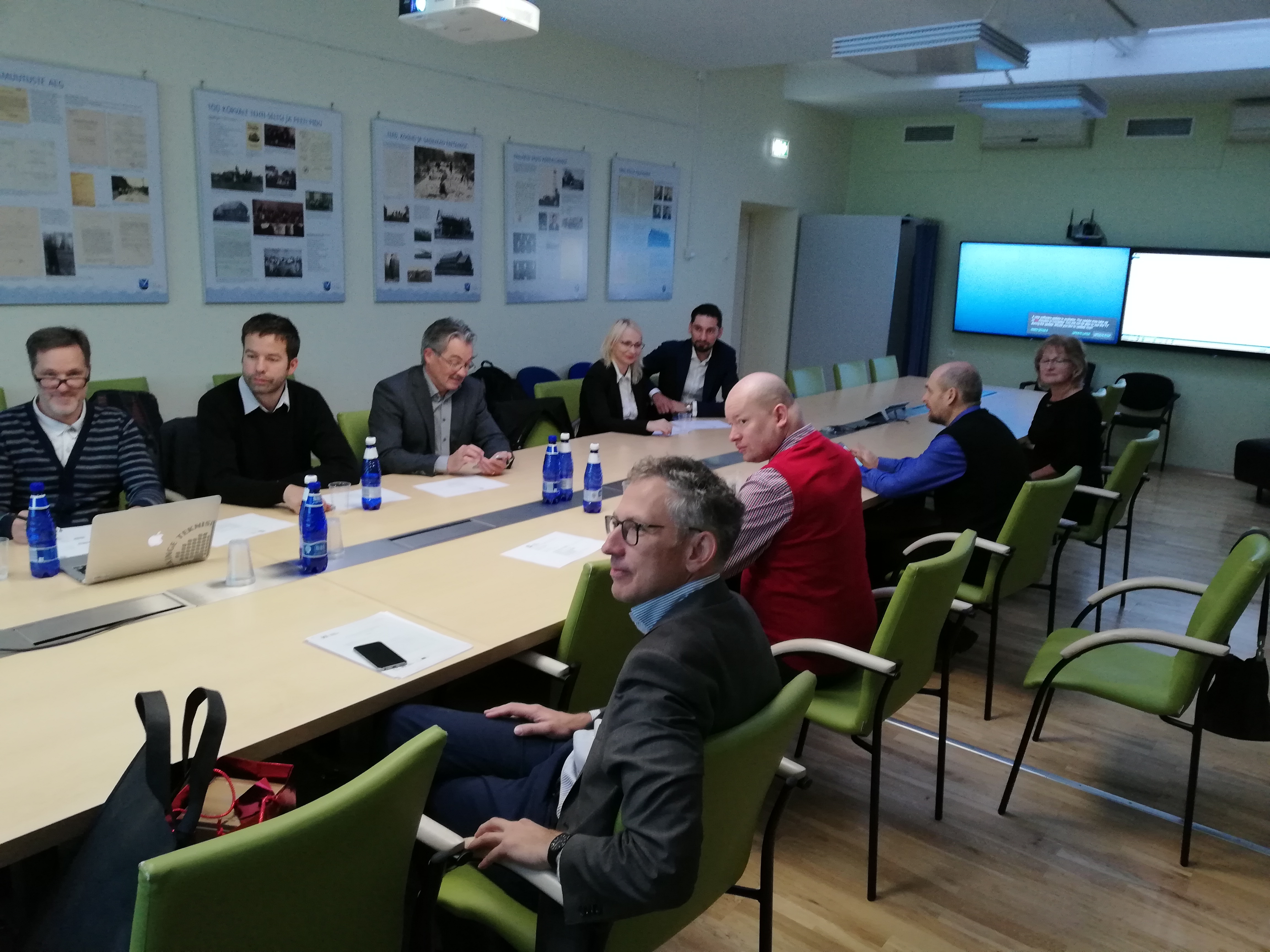 5a6jDN3miNT78xpsgWdks74edD5ZNaLWAHiqbZB4